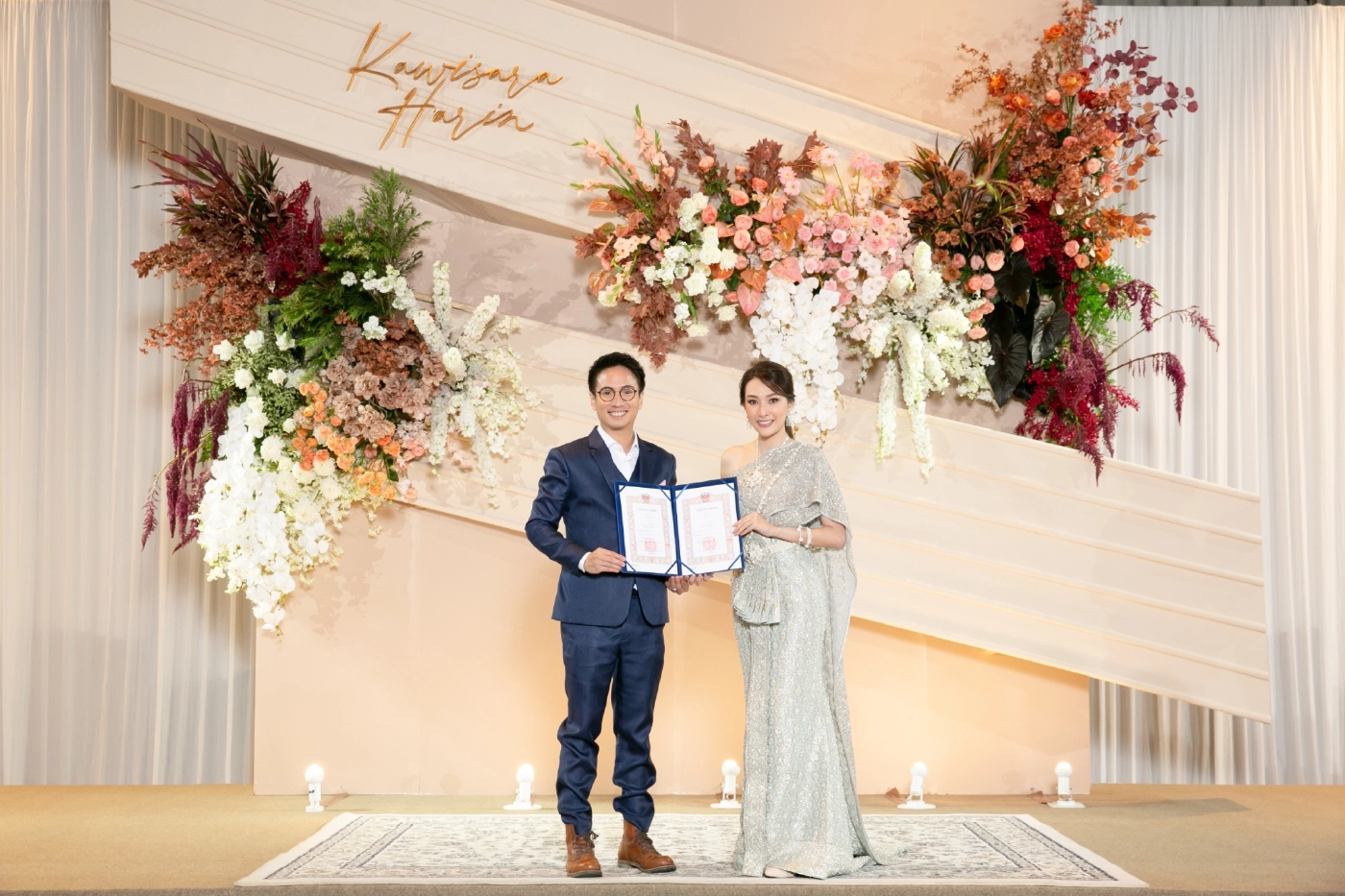 ดิม Tattoo Colour ควงแฟนสาวนอกวงการเข้าพิธีวิวาห์สุดชื่นมื่น