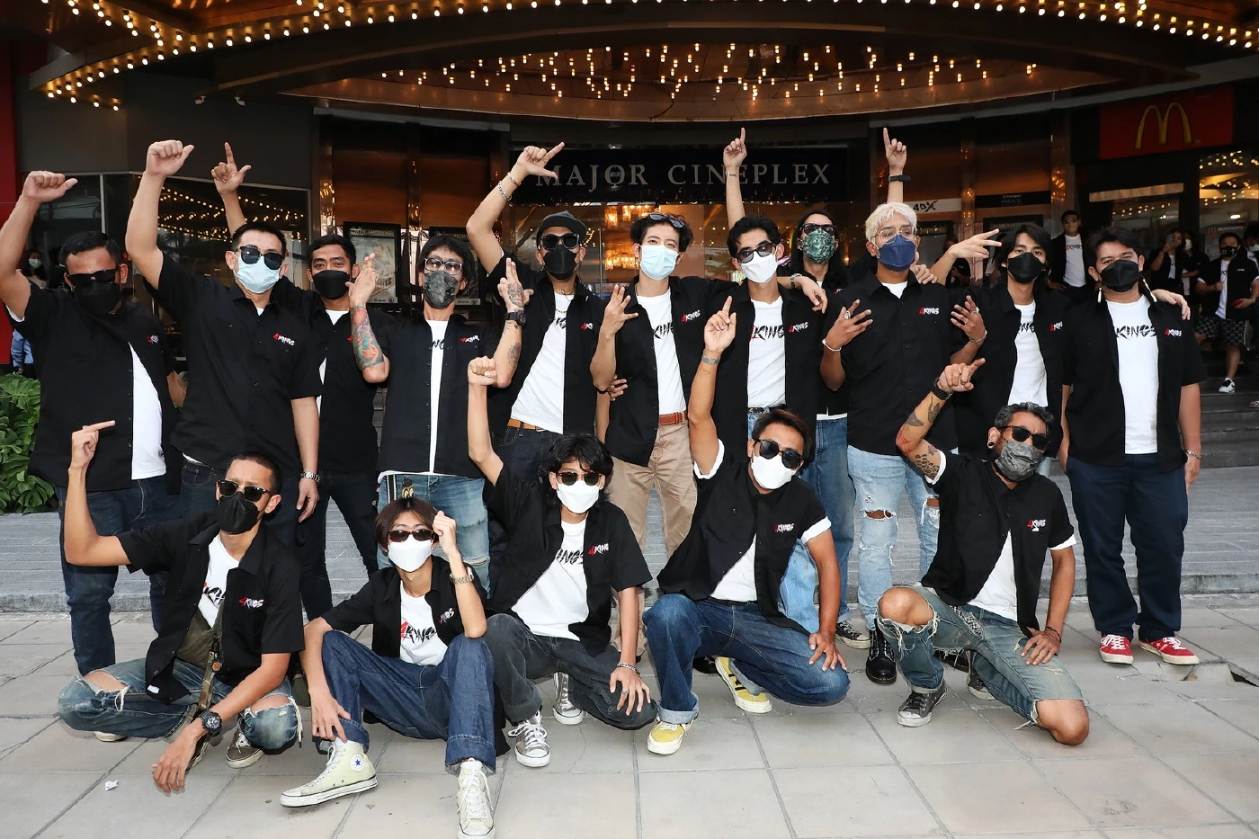 เป้ อารักษ์!! ยกพวกอาชีวะตั้งโต๊ะแถลงข่าวหนัง 4KINGS