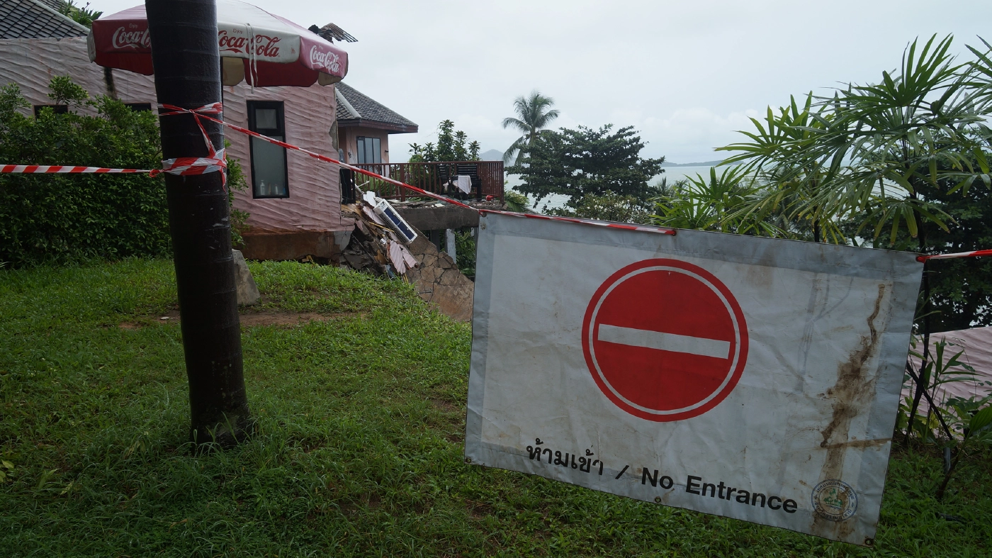 สั่งกันพื้นที่ห้ามเข้าโรงแรมเกาะสมุยถล่ม