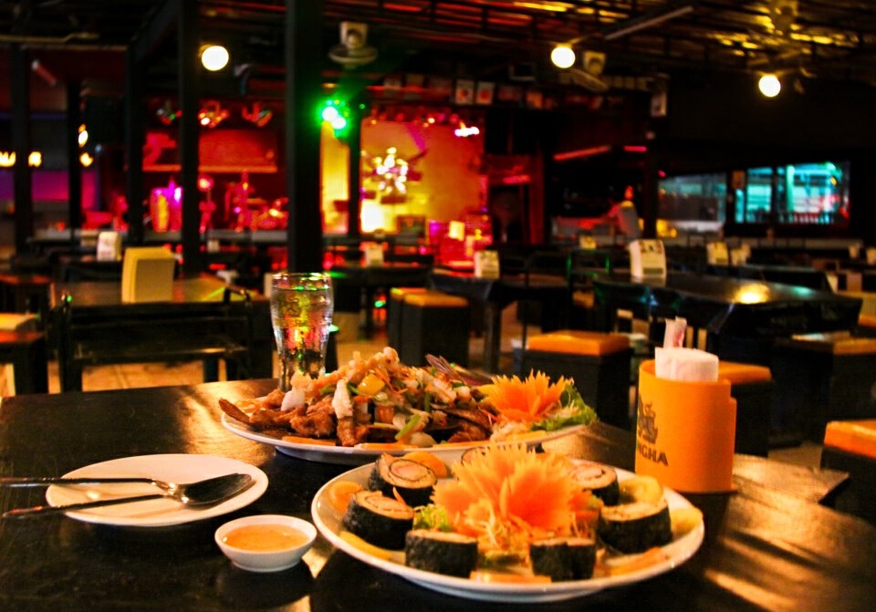 ททท. ชง ศบค. ไม่จำกัดเวลาดื่มแอลกอฮอล์ผู้เข้าพักในโรงแรม