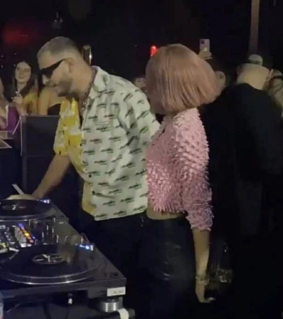 ชาวเน็ตสงสัย “ลิซ่า Blackpink”  ติดโควิดจากผับที่ลาสเวกัส ?