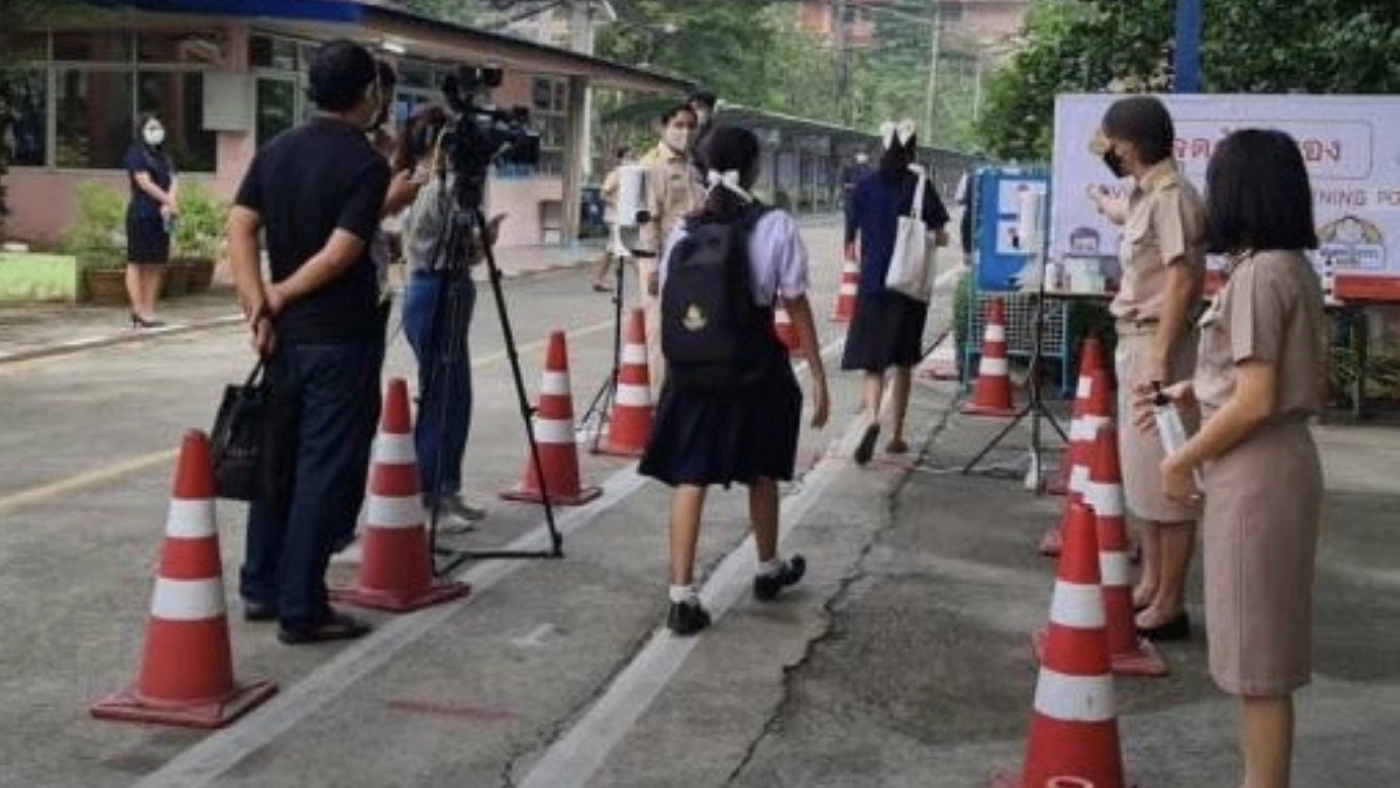 รมว.ศึกษาฯตรวจเยี่ยม รร.สมุทรสาคร เปิดเรียน On-site วันแรก