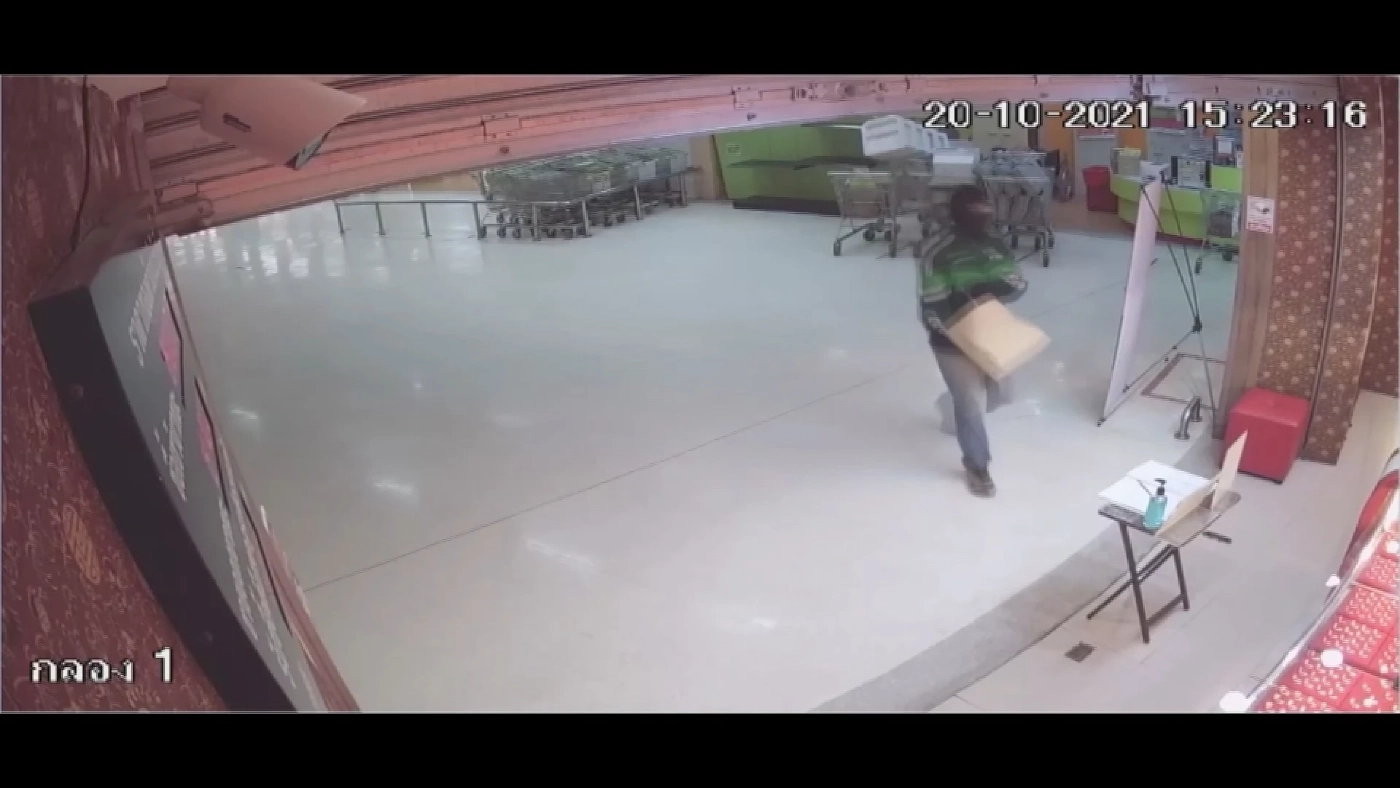 ตะลึง!! รวบ ไวยาวัจกรวัดเขาแก้ว จี้ชิงทองห้างดัง พ่วงข้อหาโกงเงินวัดอีกคดี