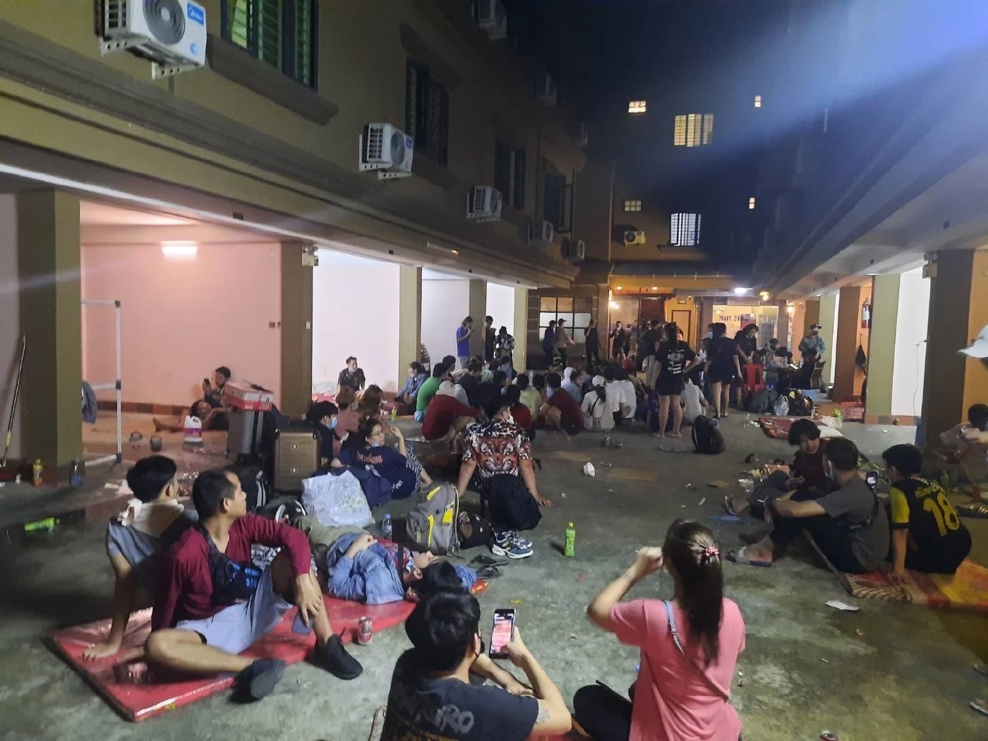 ตำรวจไทยบุกช่วย 99 ชาวไทยถูกหลอกเป็นแก๊งคอลเซ็นเตอร์ในกัมพูชา