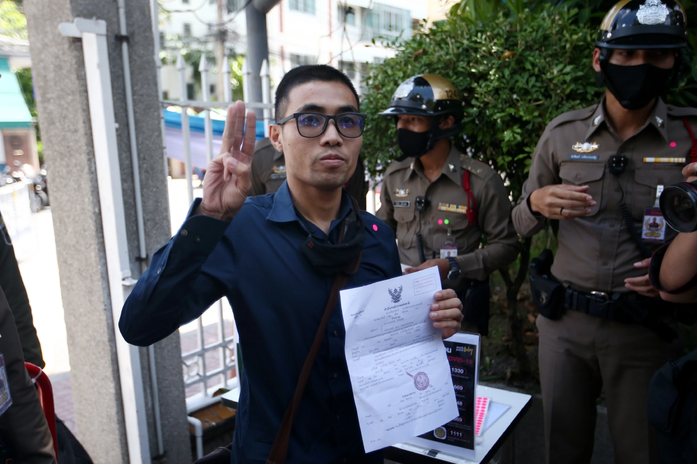 &quot;โตโต้&quot; ลาบทบาท หน.การ์ด WeVo &quot;เจ๊จุก&quot; แฉถูกนักการเมืองเท 