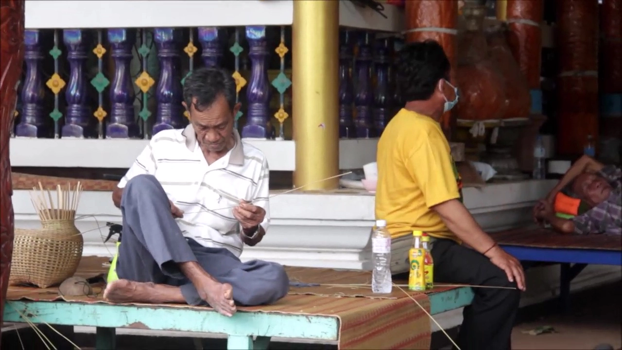 อุดรหลอนภาพผีปอบ ผวาปอบคืนชีพ หลังชาวบ้านเสียชีวิตแล้ว 5 ศพ