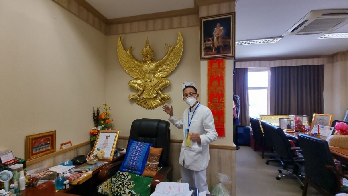 ฮือฮาพะยุงหายากอายุเกือบร้อยปีห้องรองผู้ว่าอุดรเผยให้โชคแม่บ้าน 5 งวดติด