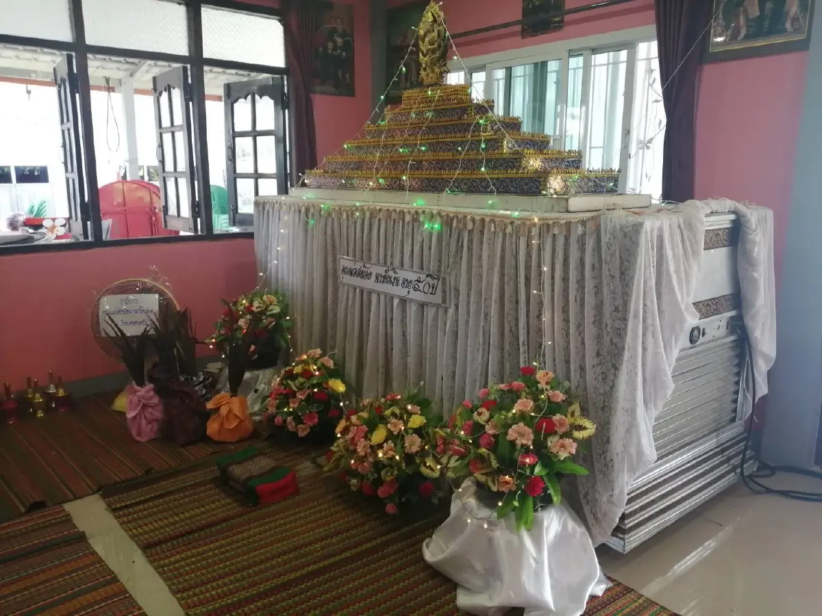 สุดเศร้าภรรยาเคาะโลงบอกวิญาณสามีเหยื่อวัยรุ่นปืนโหดสู่สุคติ