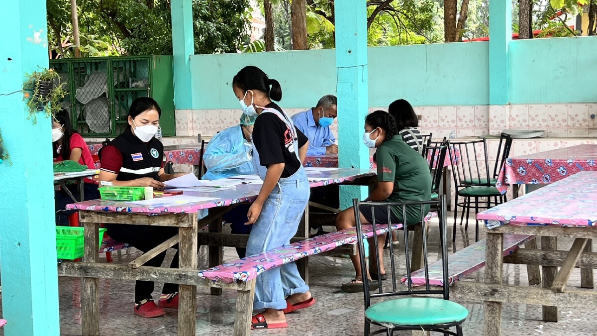 "ครู-นร."ร.ร.บ้านโนนสมบูรณ์ติดโควิด-สั่งปิด14วัน