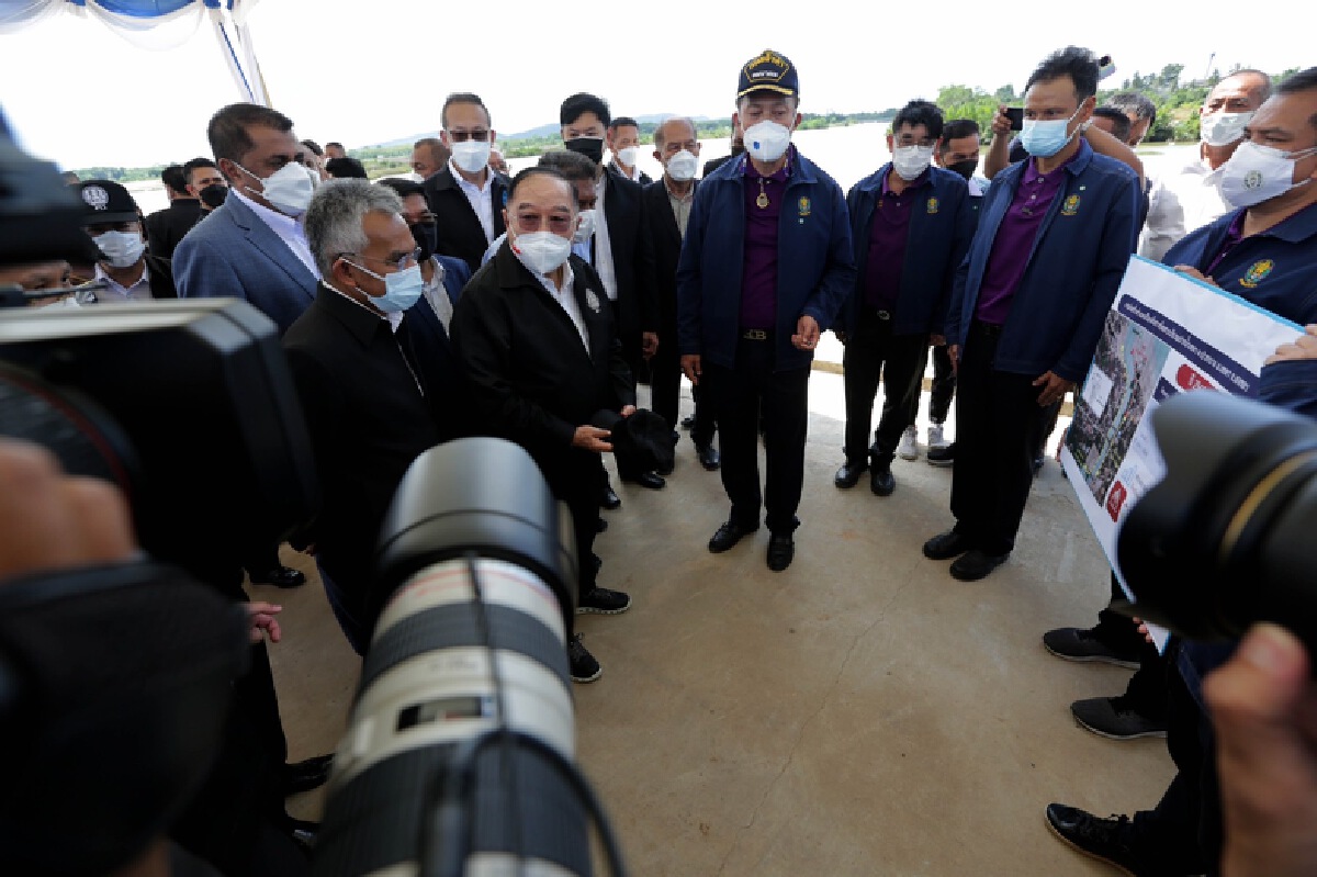 “บิ๊กป้อม”ลงใต้ปล่อยวลีเด็ด“พลังประชารัฐใจถึงพึ่งได้”