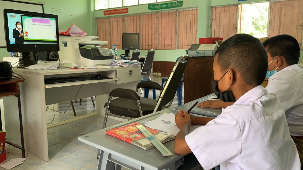 สุดเศร้า ครู 1 คน รับผิดชอบสอนทุกวิชา พร้อมควบตำแหน่งช่วยงานบริหาร