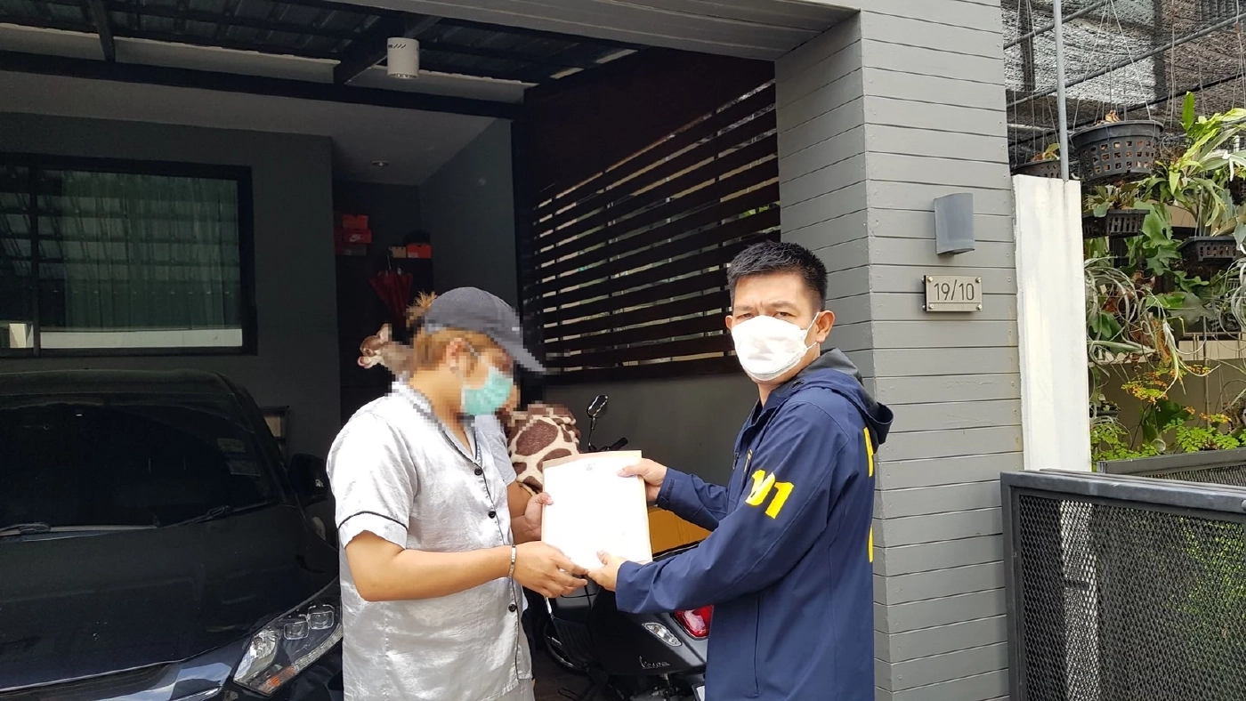 ตำรวจ 191 จับหนุ่มเปิดเพจ-ไลน์ รับทำใบรับรองแพทย์ปลอม