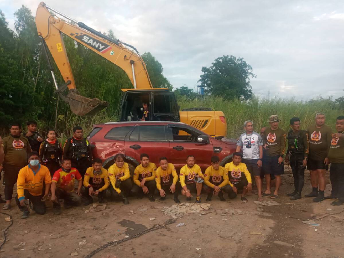 กู้ภัยพบรถ "ธีรภัทร์" ห่างจากจุดเกิดเหตุราว 500 เมตร นำขึ้นฝั่งแล้ว!