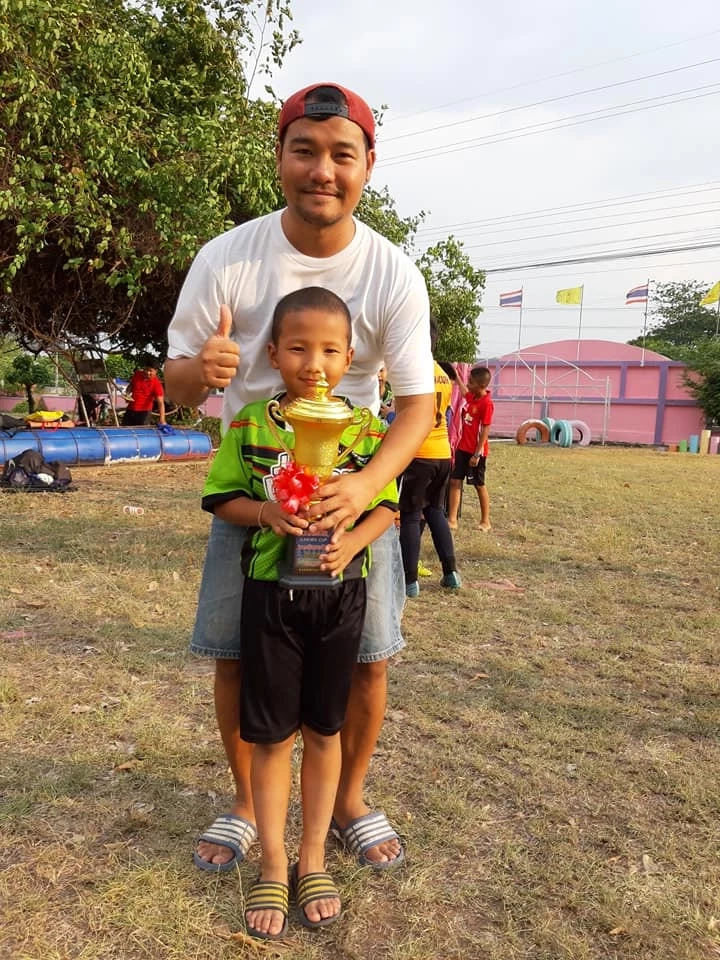 ‘โอโซน’ นร.เมืองเลย อนาคตอยากเป็นนักฟุตบอลอาชีพ ติดทีมชาติไทย