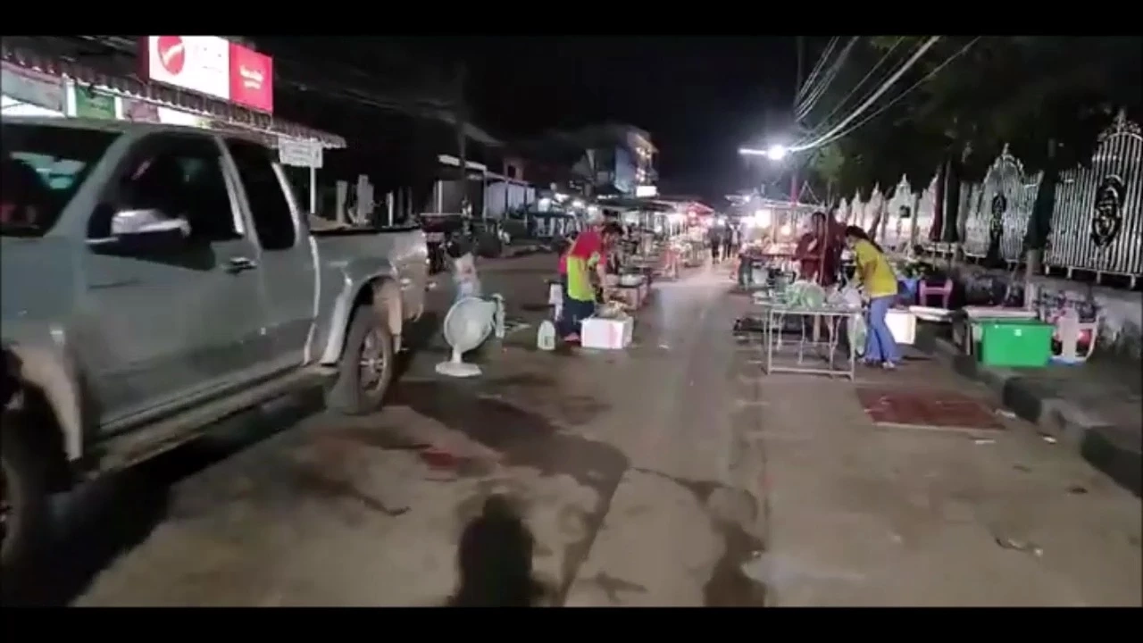 โจรชุม!พ่อค้าในตลาดถูกกระชากสร้อยทอง 2 บาทหนีลอยนวล