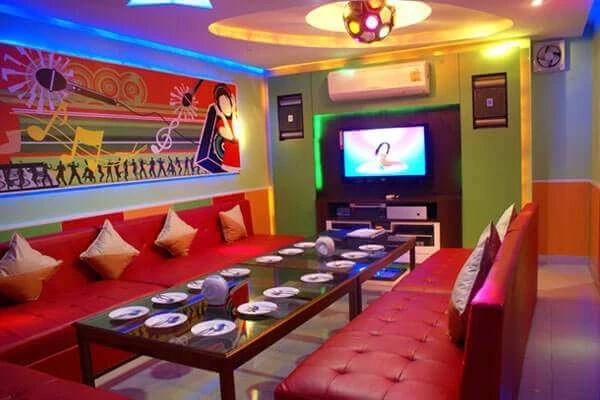 ลุ้นเลยวันนี้ พื้นที่นำร่องท่องเที่ยว 17 จังหวัด 16 ธ.ค.นี้ เปิด สถานบันเทิง