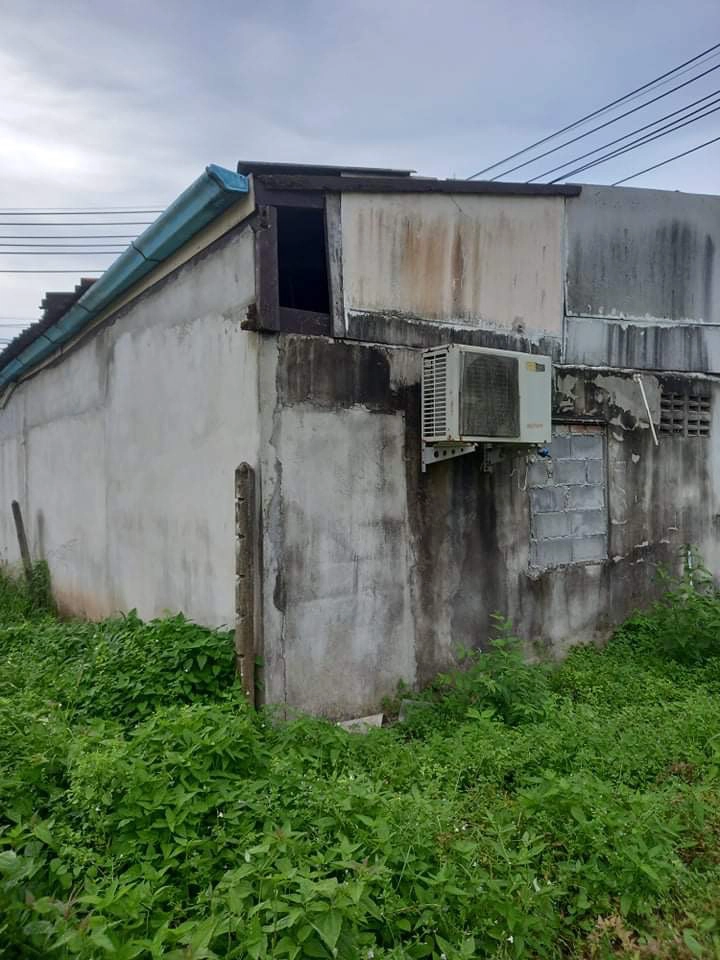 เจ้าของร้านคาราโอเกะสุดช้ำโจรแสบย่องขโมยของหลายครั้งจับไม่ได้