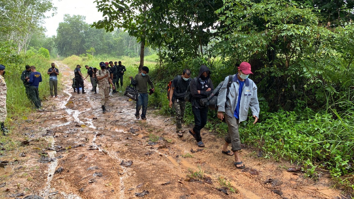 จับอีกต่างด้าวจ่าย2,000ริงกิตมุดรั้วชายแดนไทย-มาเลย์