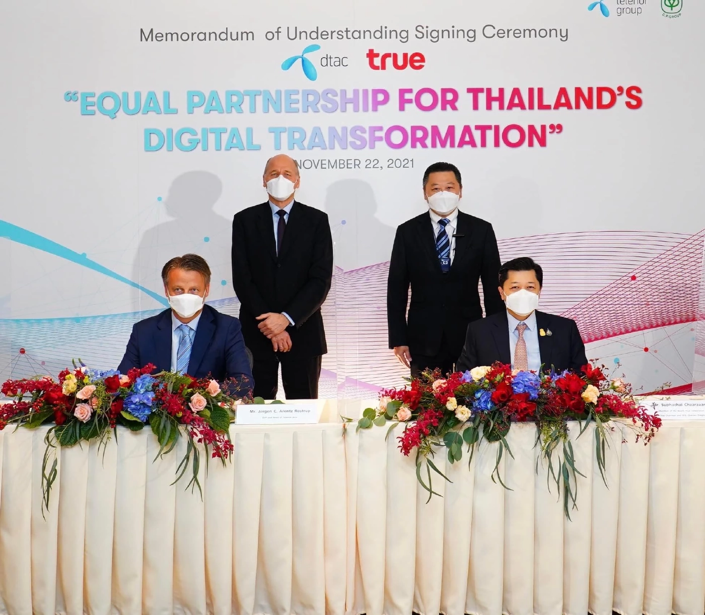 ทรู – ดีแทค ควบรวม “คนไทยได้-เสีย อะไรบ้าง” จากดีลแสนล้าน (มีคลิป)