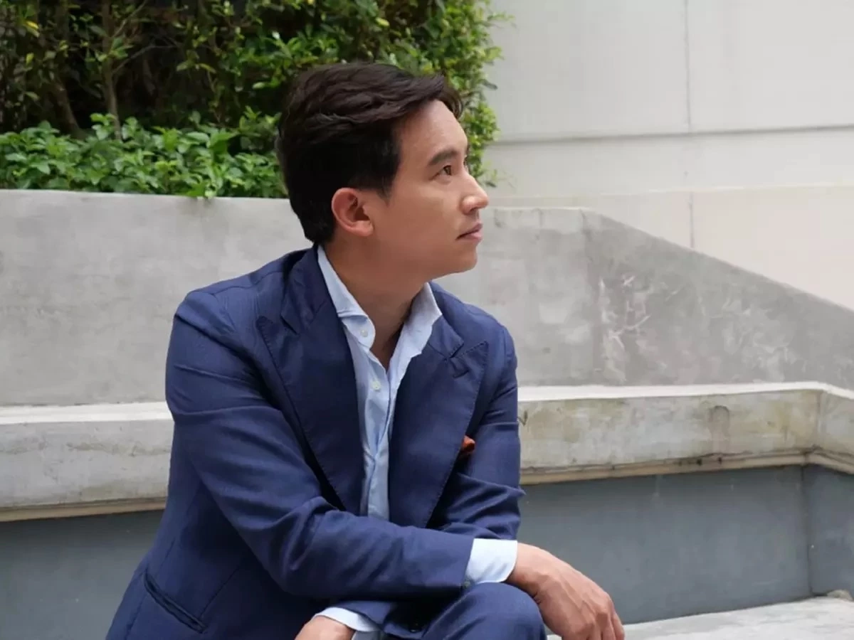 ภายใต้หัวโขน แคนดิเดตนายกฯ "พิธา ลิ้มเจริญรัตน์" หัวหน้าพรรคก้าวไกล