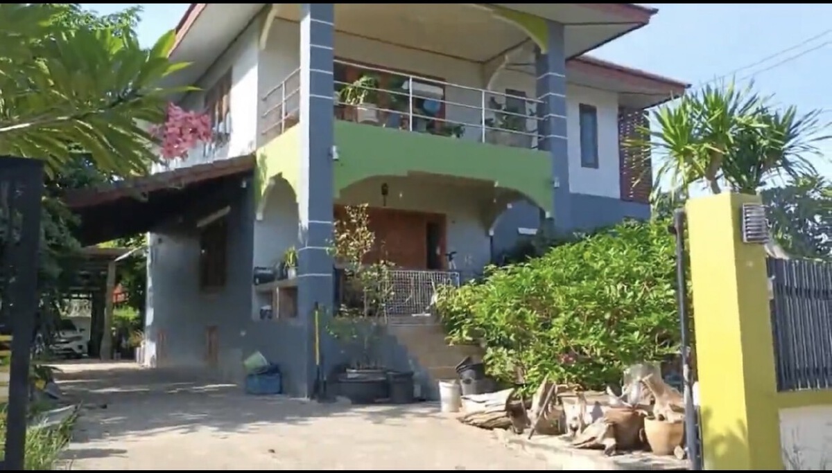 ตำรวจรวบรวมหลักฐาน ยื่นขออนุมัติออกหมายจับฆาตกรฆ่าสาวใหญ่