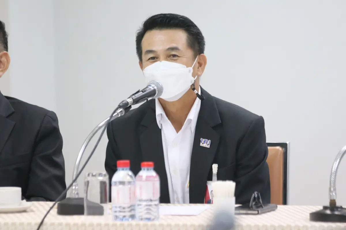 ชลน่าน  ชี้ สถานการณืไม่แน่นอน หวั่น "ยุบสภา" ก่อนมีกฎหมายลูก