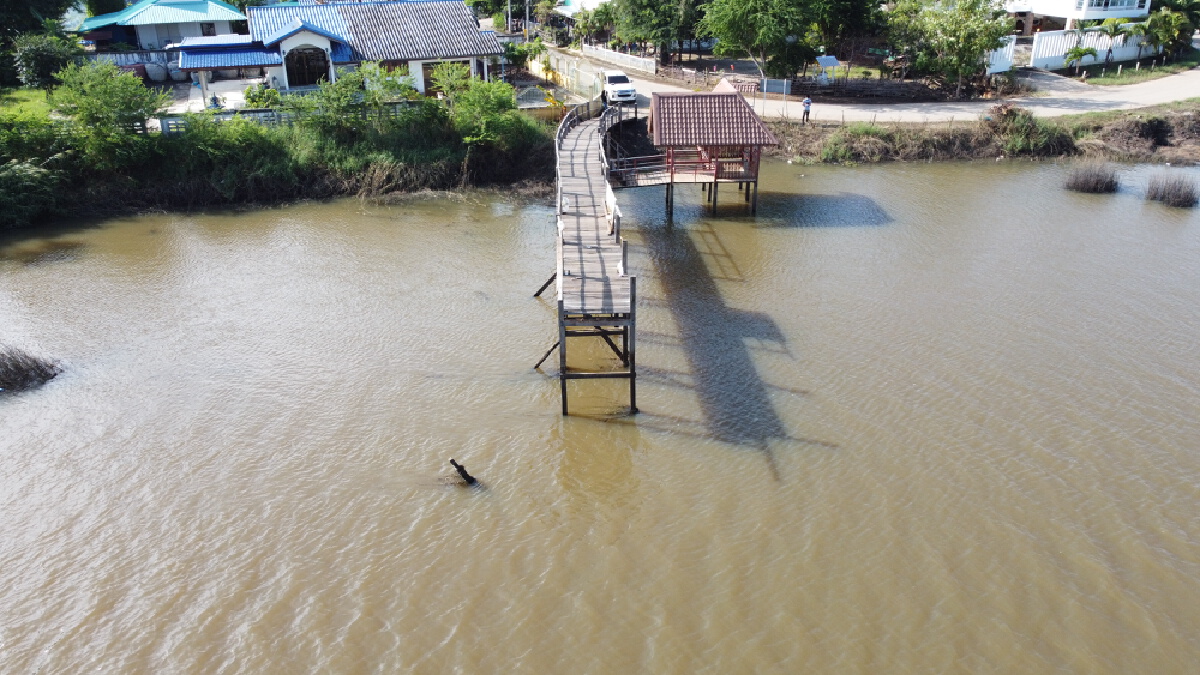 อดเที่ยว น้ำซัดขาดสะพานไม้ตะโกนรัก100ปี