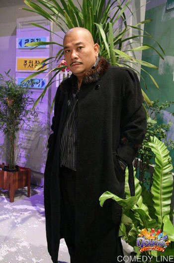 ตลกดัง “โป๊งเหน่ง เชิญยิ้ม” ทรุดหนักปอดทะลุล่าสุดเดินแทบไม่ได้