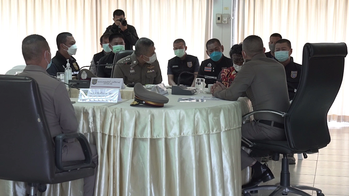 คุมตัวทำแผนหนุ่มเมายาบ้า พังตู้เอทีเอ็ม หลังใช้บัตรสวัสดิการกดเงินไม่ออก