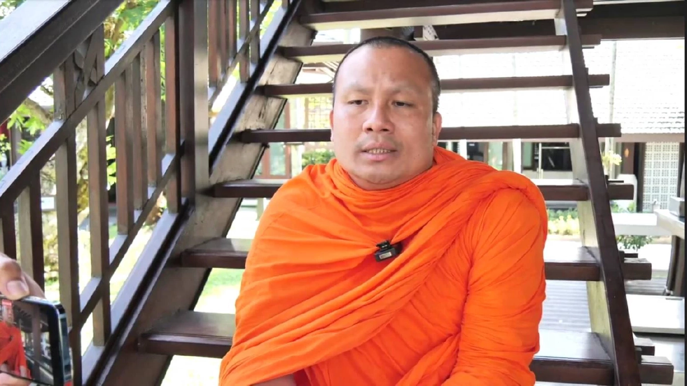 2 พส. โวยสื่อตีข่าวมั่วมีเงิน 300 ล้าน ท้าตรวจบัญชี