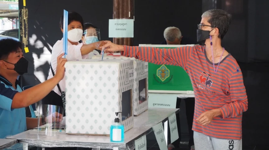 "ธนาธร" พอใจผลเลือกตั้ง อบต. ได้ 38 เก้าอี้ ทั้งที่ไม่ใช่พื้นที่คณะก้าวหน้า