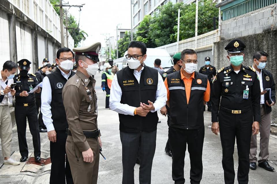 กทม.ยกซากรถต่อเนื่อง จัดระเบียบพร้อมสร้างความปลอดภัยให้ประชาชน