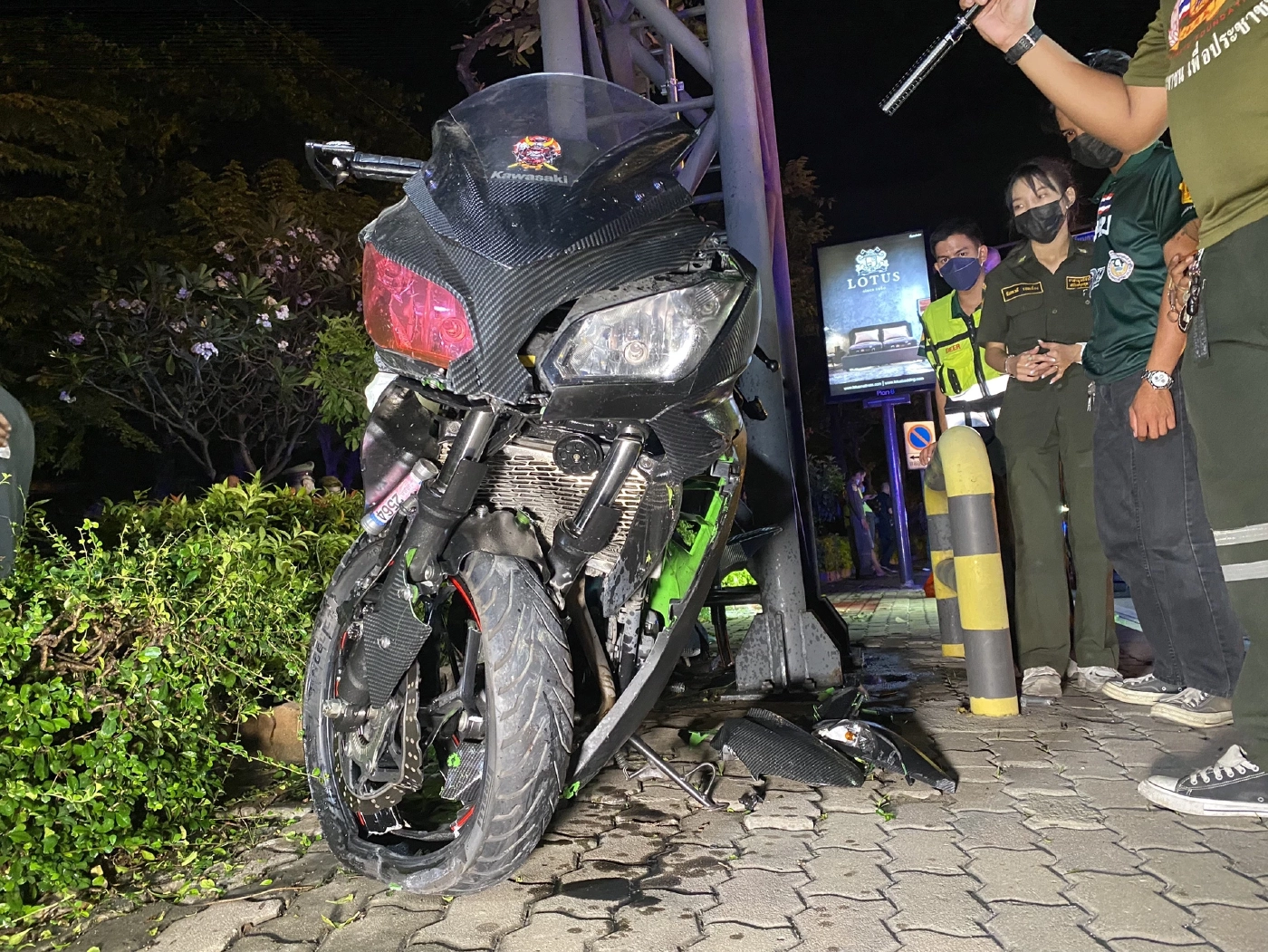 หนุ่มช่างซ่อมบิ๊กไบค์ชะตาขาด พาสาวเจ้าของรถแหกโค้ง ตัวเองดับ