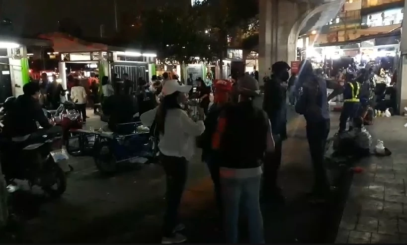 มาตามนัดแต่กร่อย! ม็อบ 19 พ.ย. รวมตัวอนุสาวรีย์ชัยฯ ขับไล่ลุงออก