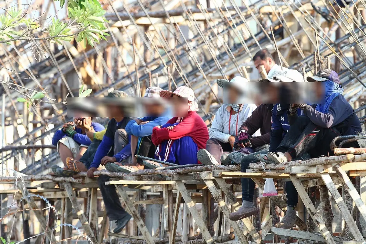 ศบค. เผย จ่อนำเข้าแรงงาน 3 ประเทศ อย่างถูกกม.กว่า 4 แสนคน ลักลอบเลิกได้แล้ว