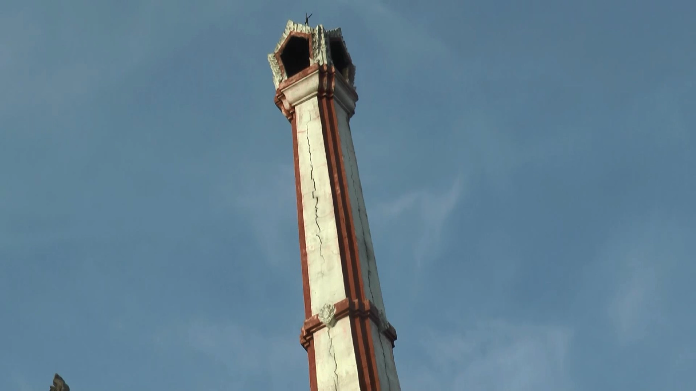 สีสันผุดไอเดียทำป้ายชวนทอดกฐินประชันป้ายหาเสีย อบต.