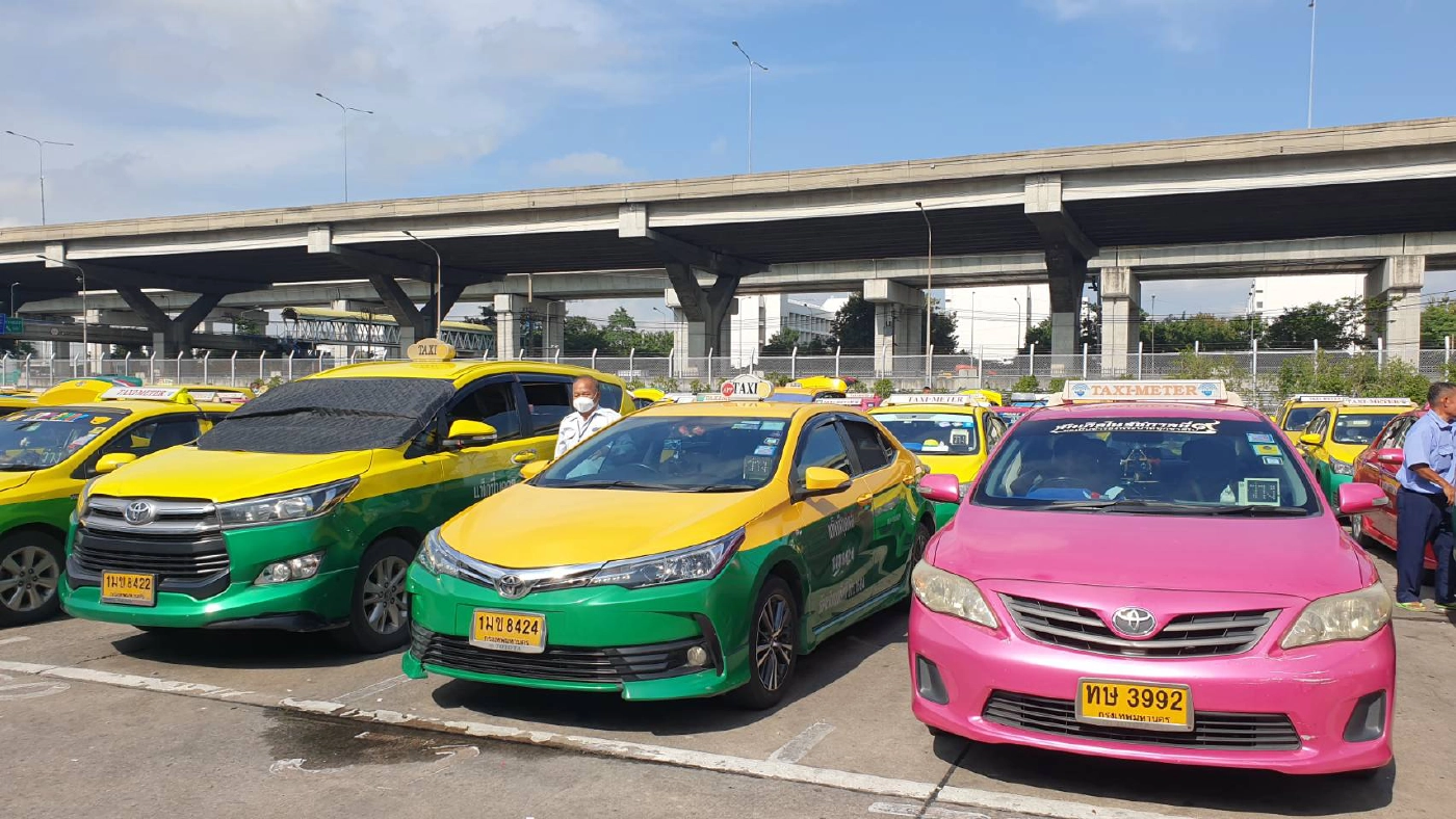 แท็กซี่สนามบินดอนเมืองพร้อมดูแลผู้โดยสาร