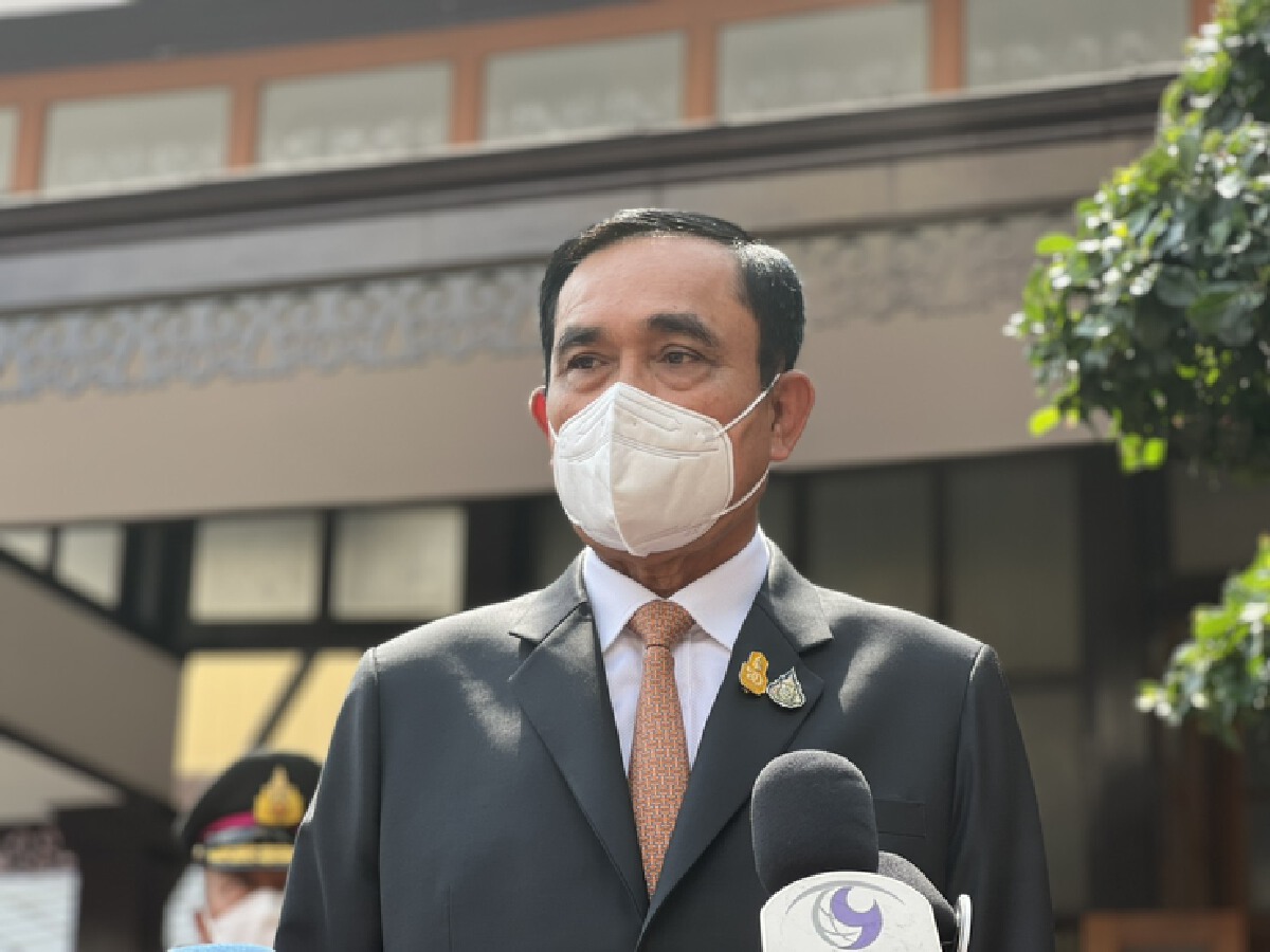 นายกฯ สั่งพาณิชย์ดูแลค่าครองชีพ-คุยศูนย์อาหารลดต้นทุน