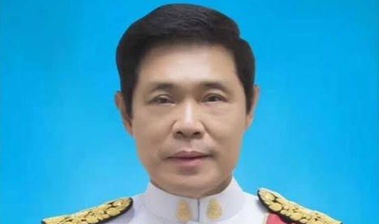 นายปรเมษฐ์ โตวิวัฒน์
