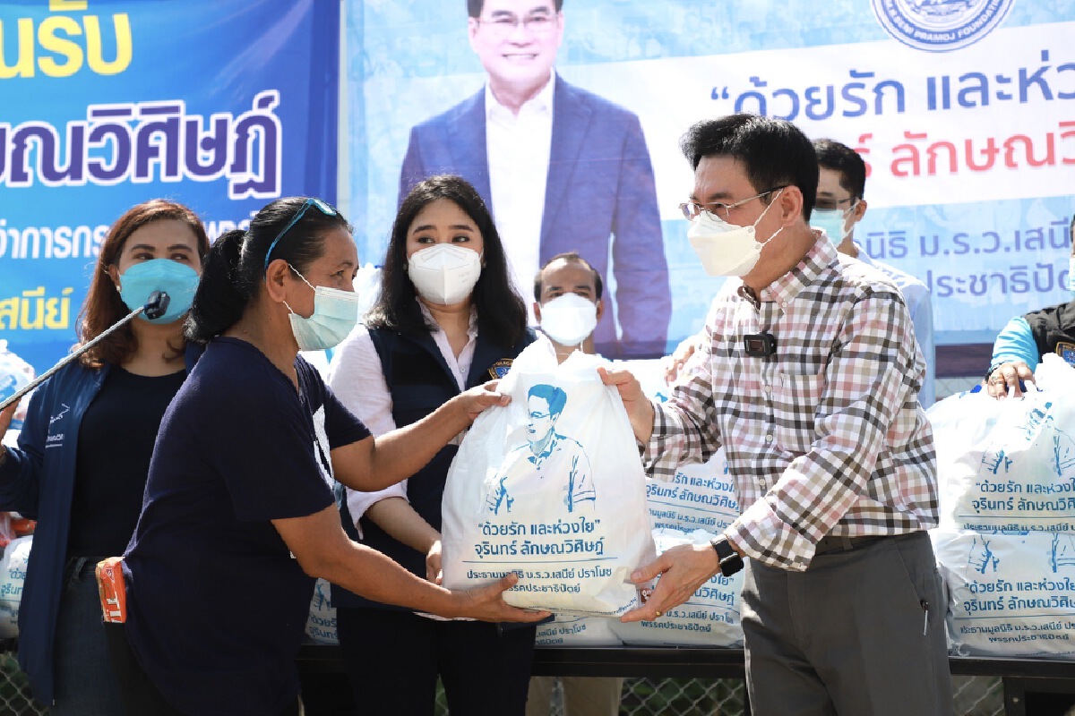 "จุรินทร์" ออนทัวร์ กทม. ย้ำ ประชาธิปัตย์ จะแสวงหาคนรุ่นใหม่ รับใช้ชาวกทม.