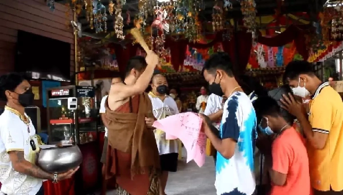 พลาดไม่ได้แล้ว มัดรวมเลขเด็ด 3 เจ๊แห่งวงการตัวเลข เจ๊ฟอง-เจ๊หนึ่ง-เจ๊นุ๊ก