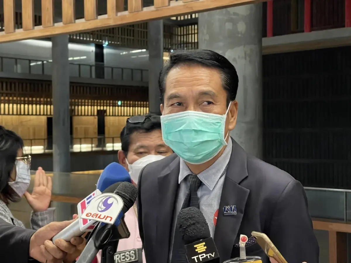 "สุทิน"ทำนายอนาคตกฎหมายลูกส่อแท้งเหตุพรรคร่วมรัฐบาลมีปัญหา