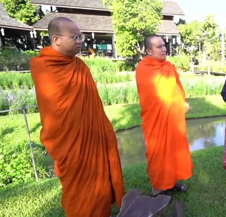 2 พส. ลั่นพร้อมให้สอบบัญชีทรัพย์สินหลังถูกปล่อยข่าวรวยอู้ฟู่ 300 ล้าน