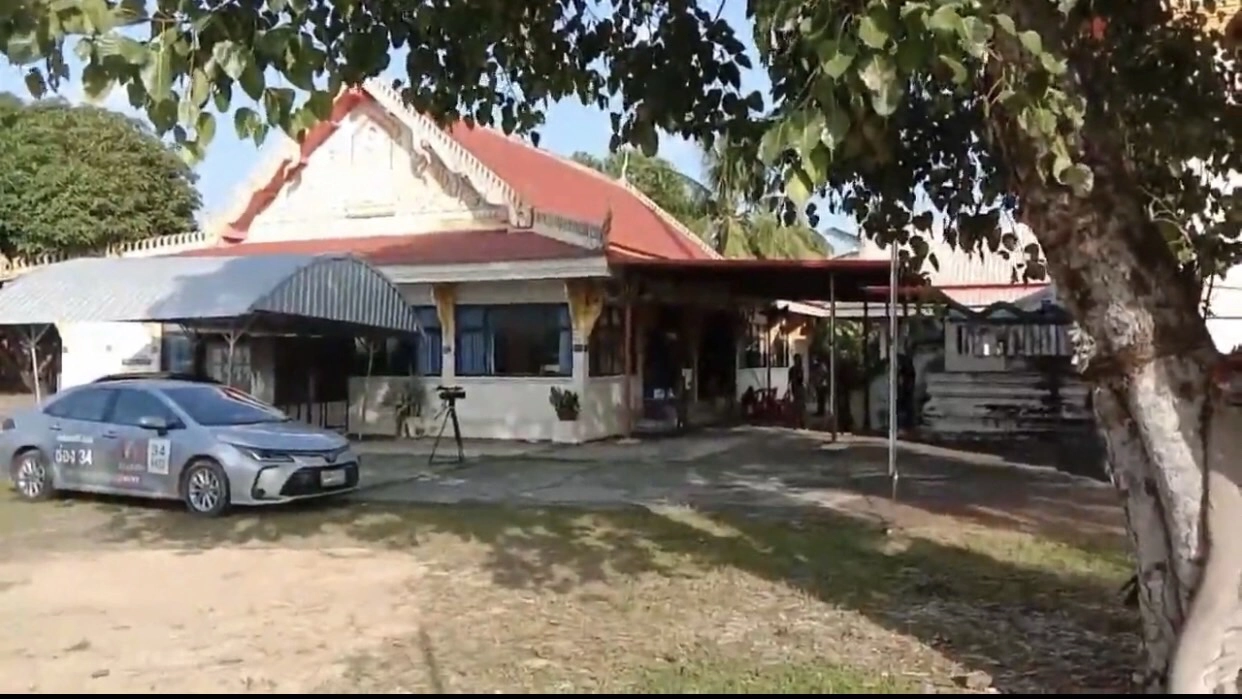 "ไอ้โน" ฆ่าสาวทอมเข้ามอบตัวตำรวจ เหยื่อรอดตายเล่านาทีระทึก