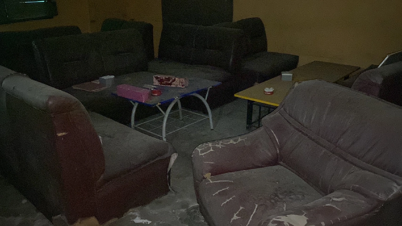 เจ้าของร้านคาราโอเกะสุดช้ำโจรแสบย่องขโมยของหลายครั้งจับไม่ได้