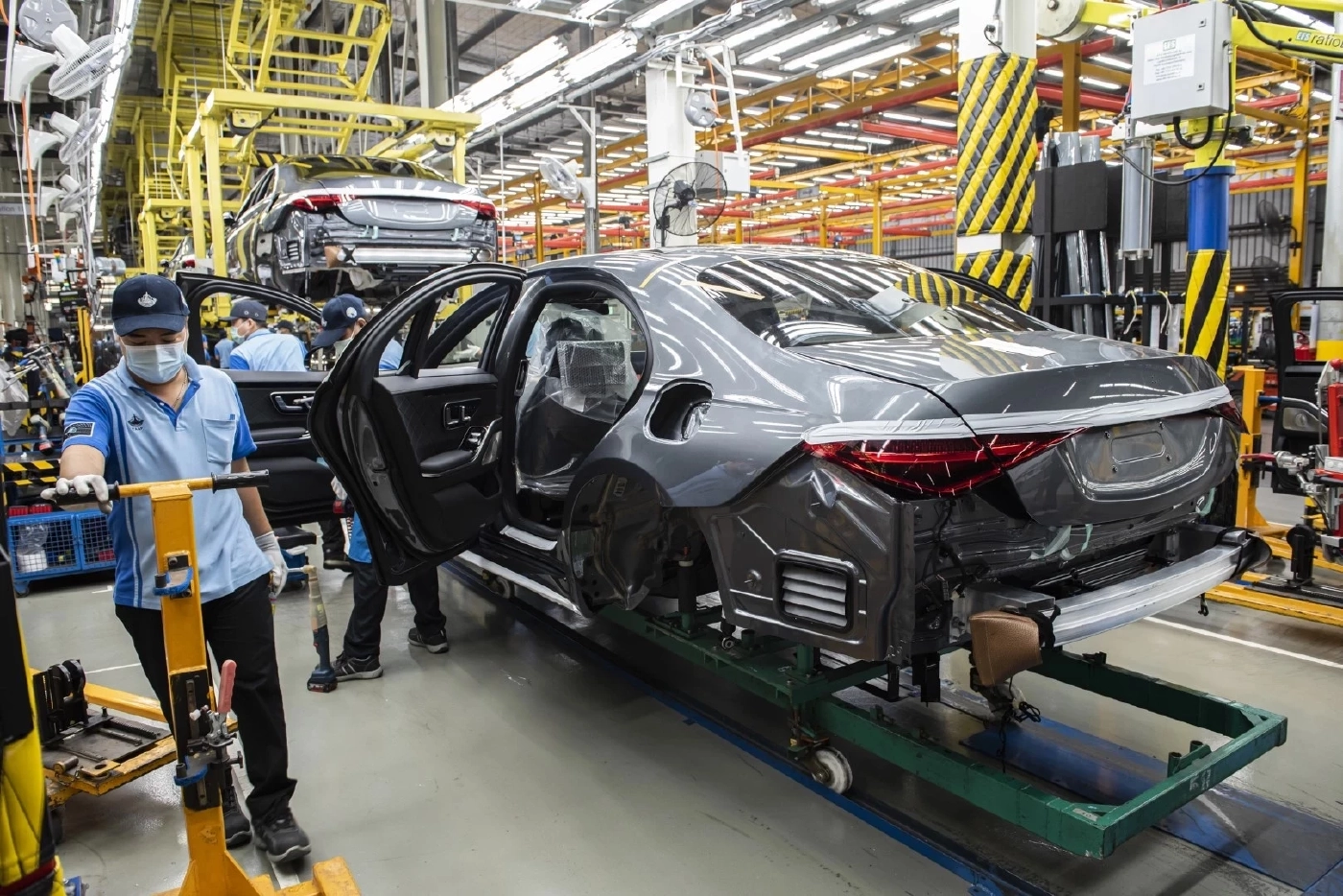 เผยโฉม เมอร์เซเดส-เบนซ์ “EQS” อีวี ชาร์จ 1 ครั้ง ขับได้ 770 กม.