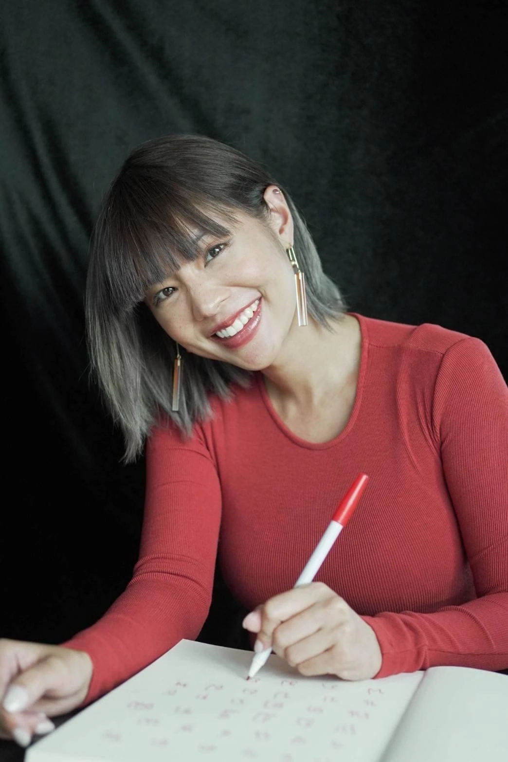 ดราม่า &quot;กราฟิกดีไซน์&quot; ยูทูบเบอร์ดังจ้างออกแบบ &quot;โลโก้&quot; ก่อนให้คะแนนเทียบราคา 