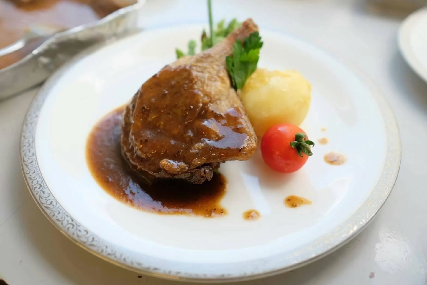 เปิดเมนูครัวการบินไทย คาว-หวาน บริการระดับ Royal First Class