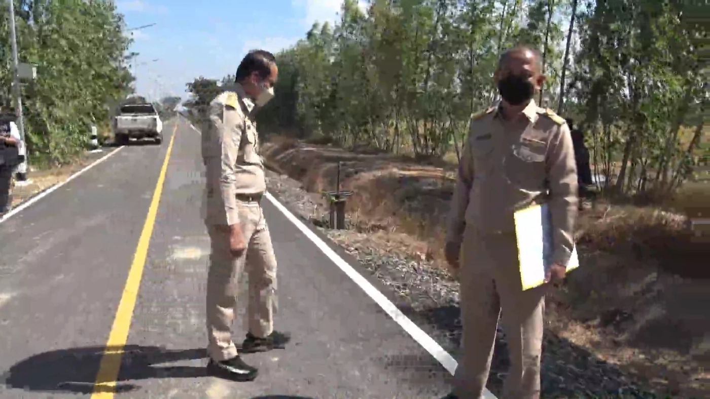 เฉลยแล้ว! เจ้าของถนนปริศนาโผล่กลางทุ่งนาที่ยโสธร