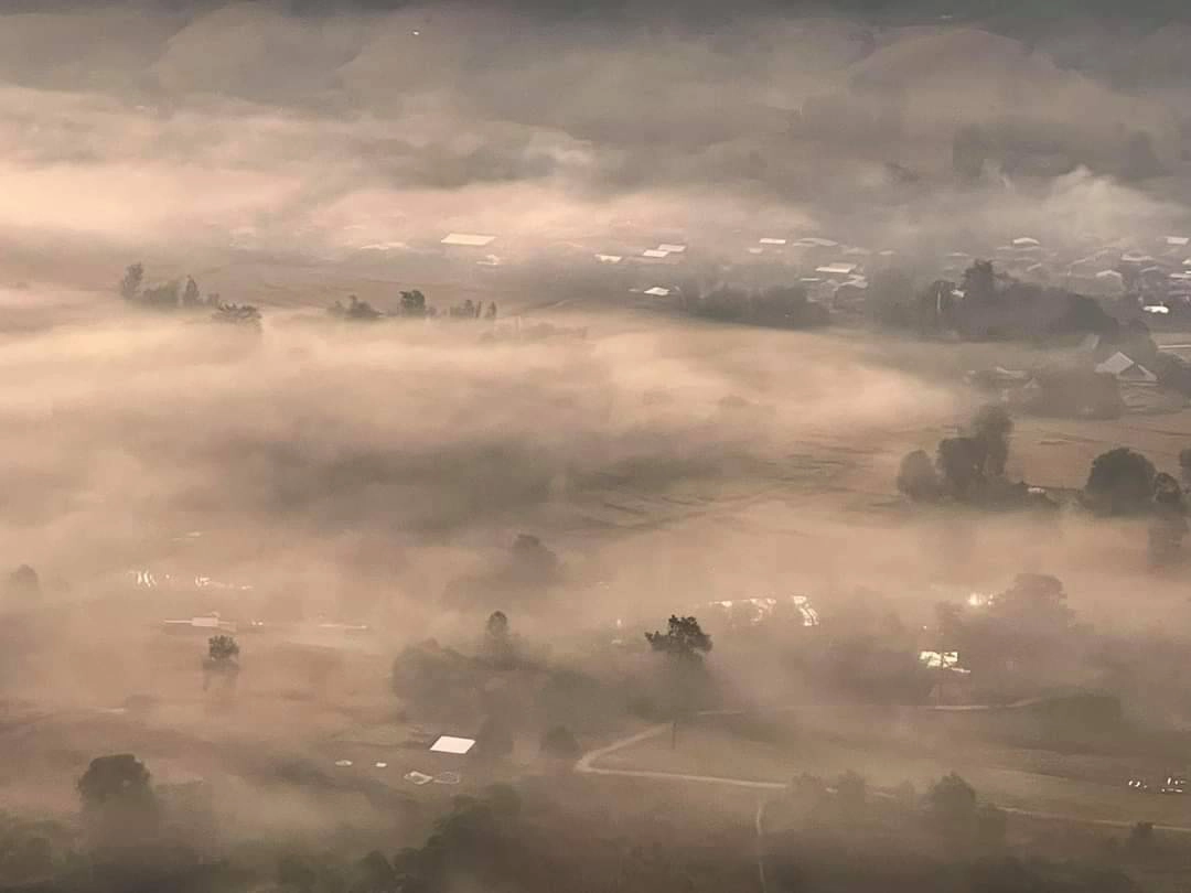 พาชมทะเลหมอกนครชุมบน"ยอดเขาโปกโล้น"